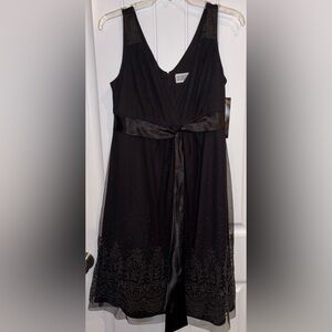 Jessica Howard Classic Black Dress